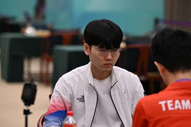 个人第9冠！申真谞2-1逆转屠晓宇，夺首届世界最强棋士战冠军